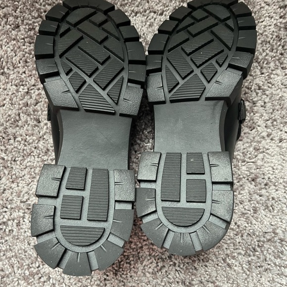 Madden Girl Platform Loafers - Picture 2 of 5